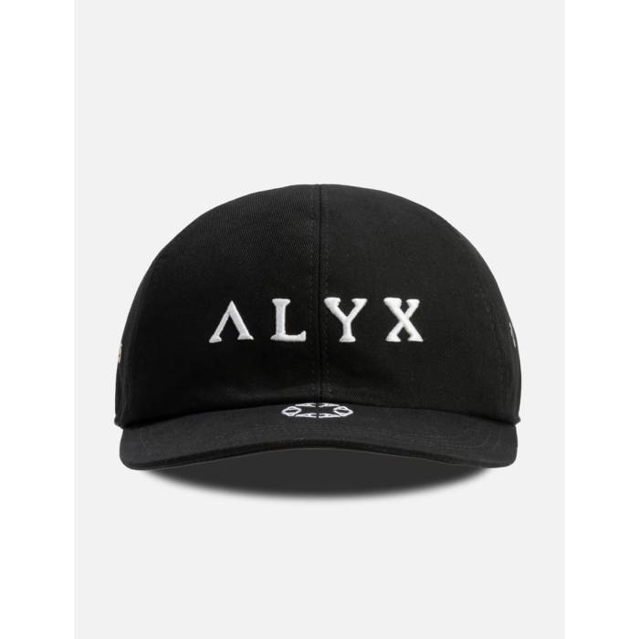 Alyx 【 Embroidered Logo Baseball Cap Unisex Black 】 ロゴ ベースボール キャップ 帽子 ユニセックス 黒色 ブラック｜スニケス