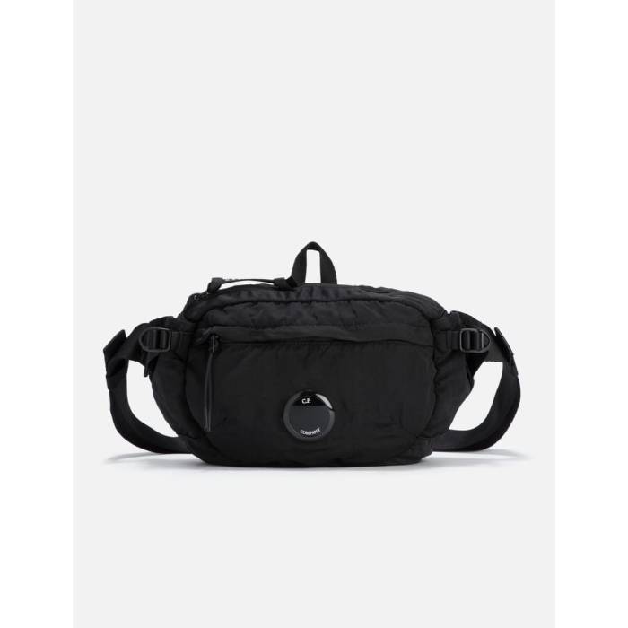 シーピーカンパニー C.p. Company 【 Nylon B Lens Crossbody Pack Men Black 】 ナイロン メンズ 黒いこと 黒いこと