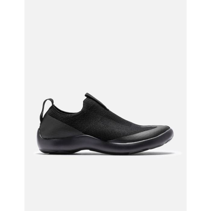 Tabi Footwear 【 Tabi Shoes Unisex Black 】 シューズ 運動靴 ユニセックス 黒色 ブラック