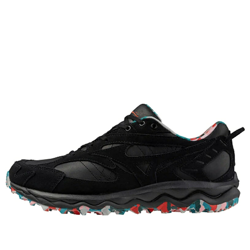 ミズノ 縮くれる ウェイブ 黒いこと 黒いこと \u0027BLACK MULTICOLOR\u0027 スニーカー メンズ MIZUNO WAVE MUJIN X HIROSHI NAGAI D1GA241101 / BLACK