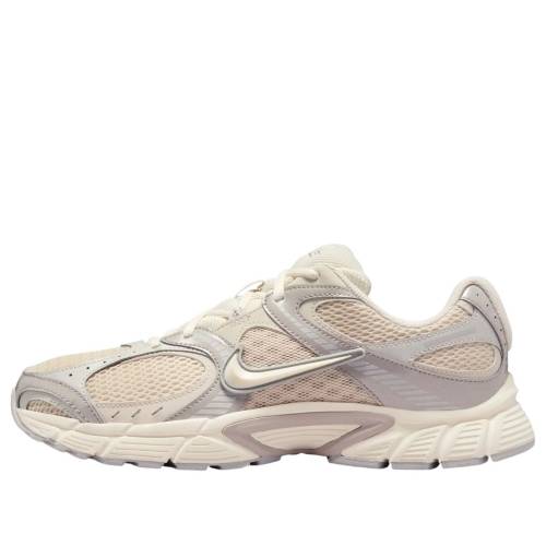 ナイキ 象牙色 \u0027OATMEAL IVORY\u0027 スニーカー メンズ NIKE V5 RNR PALE IH1980-140 / OATMEAL PALE IVORY