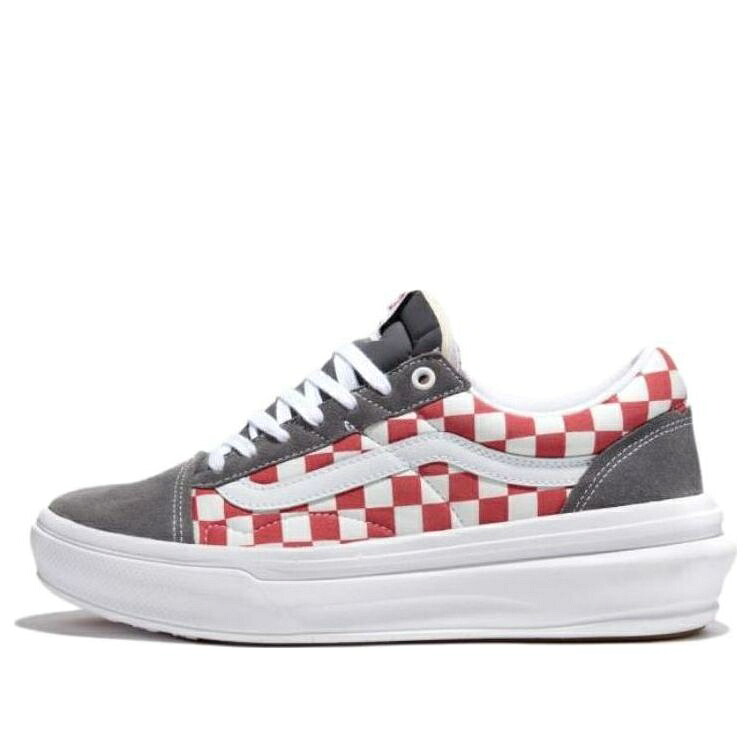 ヴァンズ バンズ スケート スニーカー 運動靴 赤 レッド 灰色 グレー オールドスクール 'RED' スニーカー メンズ VANS COMFYCUSH CHECKERBOARD OLD SKOOL OVERT CC SKATE SHOES VN000BWALN4 / RED GREY