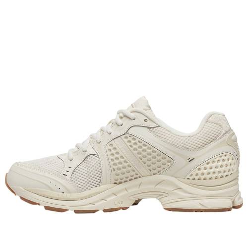 サッカニー ベージュ 'ALMOND' スニーカー メンズ SAUCONY PROGRID TRIUMPH 4 HERITAGE S70841-6 / ALMOND BEIGE