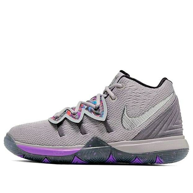 ナイキ カイリー 灰色 グレー 'GRAFFITI' ジュニア キッズ NIKE (PS) KYRIE 5 AQ2458-001 / GREY ベビー マタニティ スニーカー|スニケス