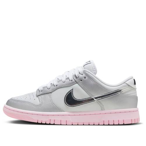ナイキ ダンク しろがね色 しろがね色 サクラ色 ダンクロー \u0027METALLIC PINK\u0027 スニーカー レディース NIKE (WMNS) DUNK LOW LX SILVER HM3698-006 / PHOTON DUST METALLIC SILVER PINK