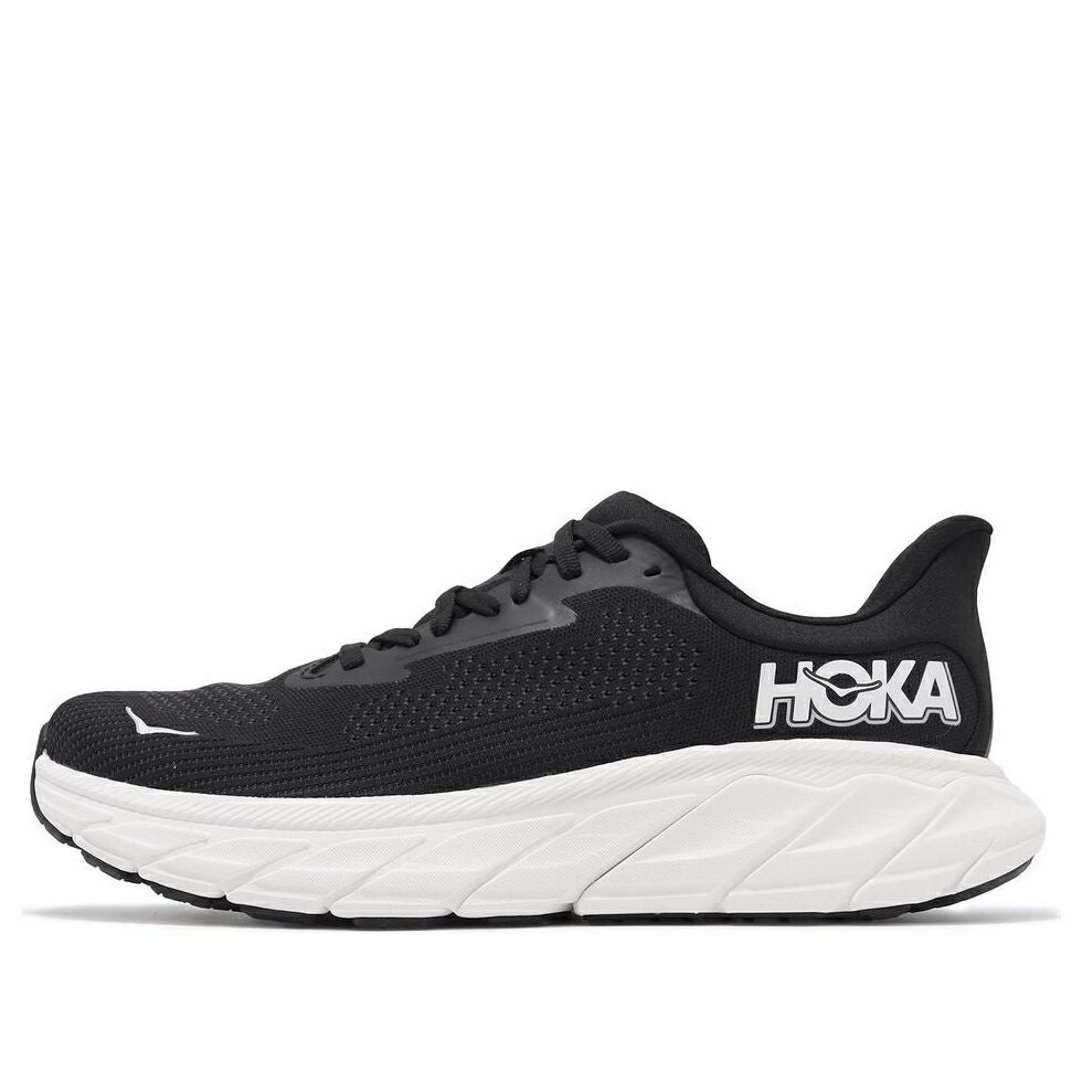 ホカオネオネ 黒いこと 黒いこと 白いこと 白いこと \u0027BLACK WHITE\u0027 スニーカー レディース HOKA ONE ONE (WMNS) HOKA ONE ARAHI 7 WIDE 1147890-BWHT / BLACK WHITE