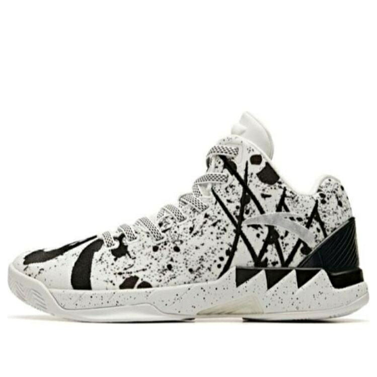 黒色 ブラック 白色 ホワイト 'BLACK WHITE' スニーカー メンズ ANTA KLAY THOMPSON 1 11941101S-1 / BLACK WHITE｜スニケス