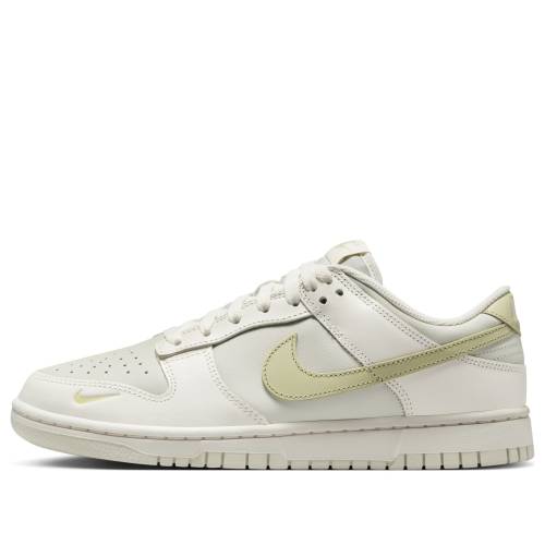 ナイキ ダンク オリーブ 佇まい ダンクロー \u0027PHANTOM AURA\u0027 スニーカー レディース NIKE (WMNS) DUNK LOW OLIVE IB3484-001 / PHANTOM LIGHT BONE OLIVE AURA スニーカー-靴-レディース靴