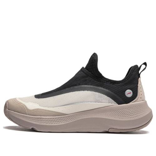 リーニン 黒いこと 黒いこと \u0027TAUPE BLACK\u0027 スニーカー メンズ LI-NING SOFT GO AGLU105-3 / TAUPE BLACK