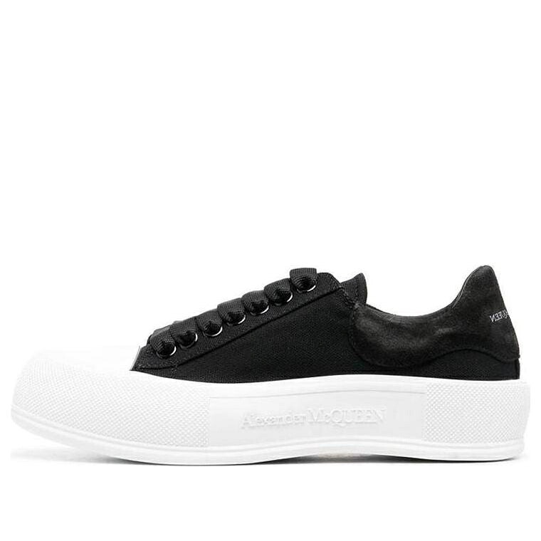 アレキサンダーマックイーン スケート スニーカー 運動靴 黒色 ブラック 白色 ホワイト 'BLACK WHITE' スニーカー レディース ALEXANDER MCQUEEN (WMNS) ALEXANDER MCQUEEN DECK SKATE PLIMSOLL SHOES 697120W4MV71070 /|スニケス