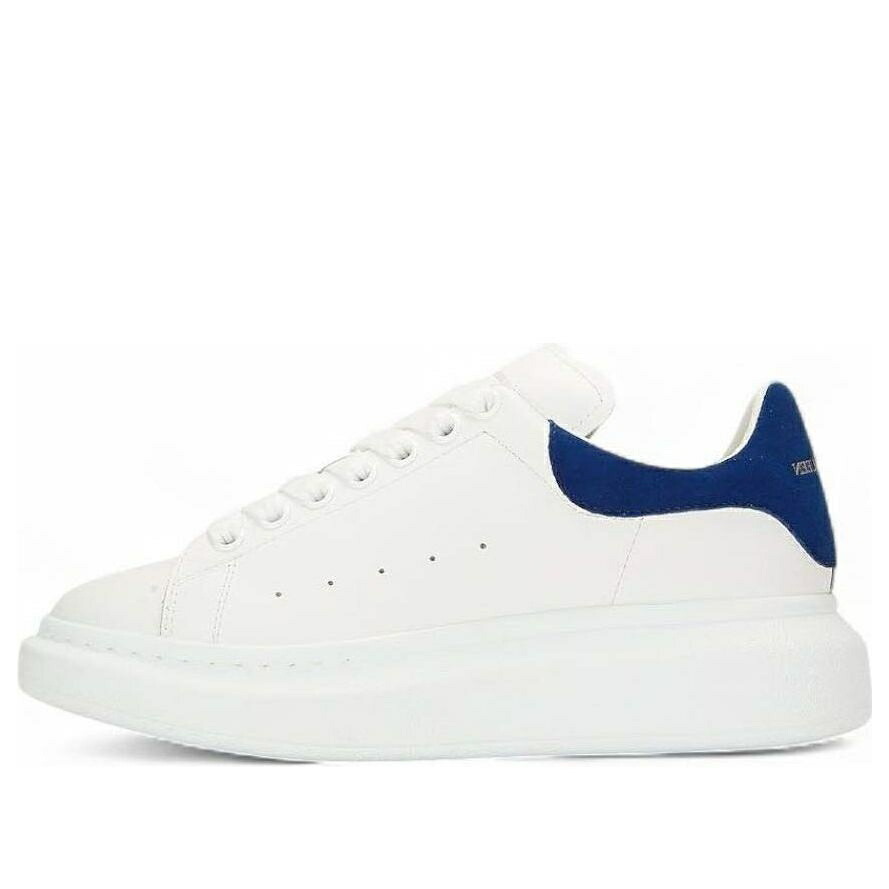 アレキサンダーマックイーン 靴 スニーカー 白色 ホワイト 青色 ブルー WHITE BLUE メンズ ALEXANDER MCQUEEN ALEXANDER MCQUEEN OVERSIZED SNEAKER PARIS 2024 553680-WIEF1-9086 / WHITE PARIS BLUE