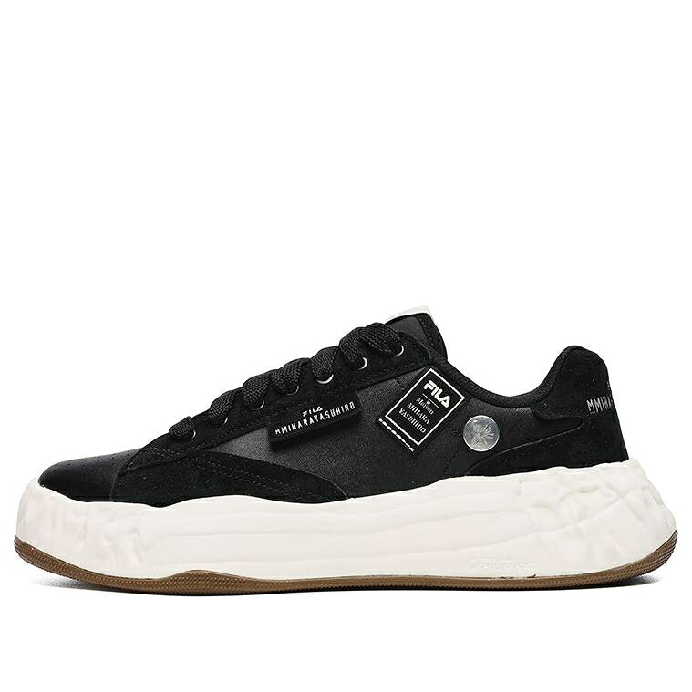 フィラ 黒色 ブラック 'BLACK' スニーカー メンズ FILA MIHARA YASUHIRO F12M234207FBK / BLACK｜スニケス 54,300円