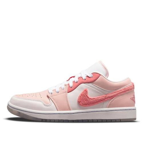 ナイキ ジョーダン サクラ色 白いこと 白いこと \u0027MIGHTY SWOOSHERS\u0027 スニーカー レディース JORDAN (WMNS) AIR 1 LOW SE DM5443-666 / PASTEL PINK WHITE PINK