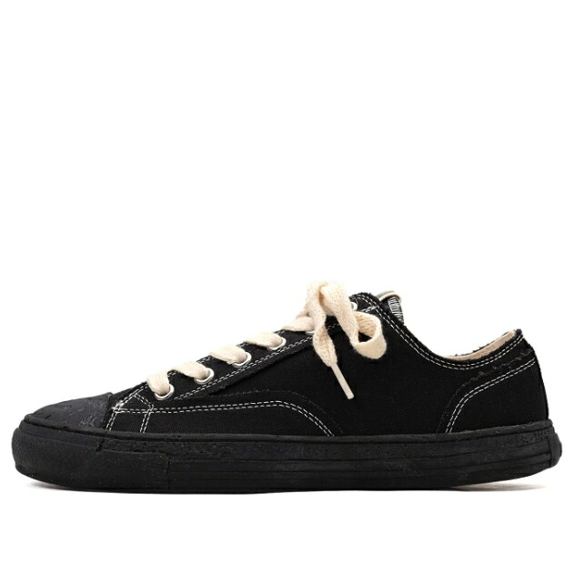 メゾン ミハラヤスヒロ 靴 スニーカー 黒色 ブラック 'BLACK' メンズ MAISON MIHARA YASUHIRO MAISON MIHARA YASUHIRO PAST SOLE 6 - HOLE CANVAS LOW-TOP SNEAKER S09FW205-BLKBLK / BLACK|スニケス