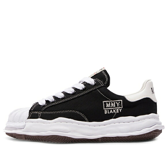 メゾン ミハラヤスヒロ 靴 スニーカー 黒色 ブラック 白色 ホワイト 'BLACK' メンズ MAISON MIHARA YASUHIRO MAISON MIHARA YASUHIRO BLAKEY OG SOLE CANVAS LOW-TOP SNEAKER A08FW735-BLK / BLACK WHITE|スニケス