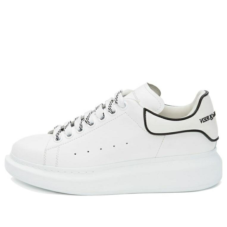 アレキサンダーマックイーン 靴 スニーカー 白いこと 白いこと 黒いこと 黒いこと \u0027WHITE BLACK\u0027 レディース ALEXANDER MCQUEEN (WMNS) ALEXANDER MCQUEEN OVERSIZED SNEAKER 621056WHXMT9074 / WHITE BLACK
