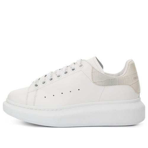アレキサンダーマックイーン 白色 ホワイト ベージュ 'WHITE BEIGE' スニーカー レディース ALEXANDER MCQUEEN (WMNS) ALEXANDER MCQUEEN OVERSIZED LOW-TOP SNEAKERS 718233WICG68959 / WHITE BEIGE｜スニケス