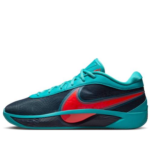 ナイキ クリムゾン 'LIAM & MAVERICK' スニーカー メンズ NIKE GIANNIS FREAK 6 EP FJ7807-300 / DUSTY CACTUS BRIGHT CRIMSON|スニケス
