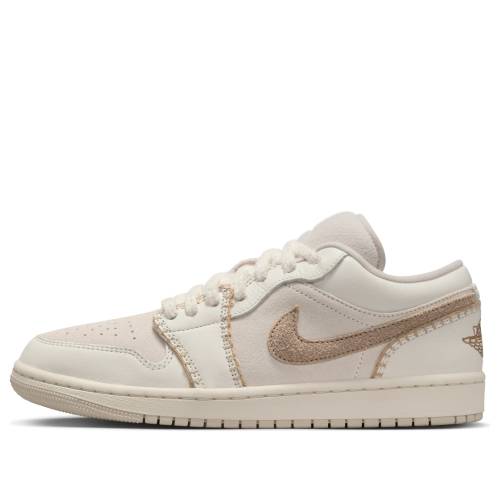 ナイキ ジョーダン 赤銅色 赤銅色 \u0027HEMP\u0027 スニーカー レディース JORDAN (WMNS) AIR 1 LOW HV4268-120 / LIGHT OREWOOD BROWN HEMP