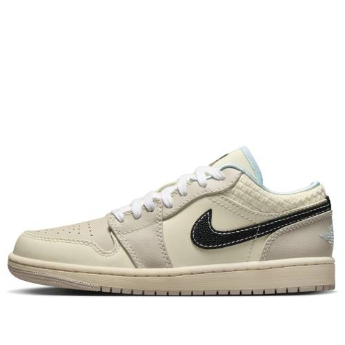 ナイキ ジョーダン 黒いこと 黒いこと \u0027SANDDRIFT\u0027 スニーカー レディース JORDAN (WMNS) AIR 1 LOW SE HQ3440-101 / SANDDRIFT BLACK MUSLIN GLACIER
