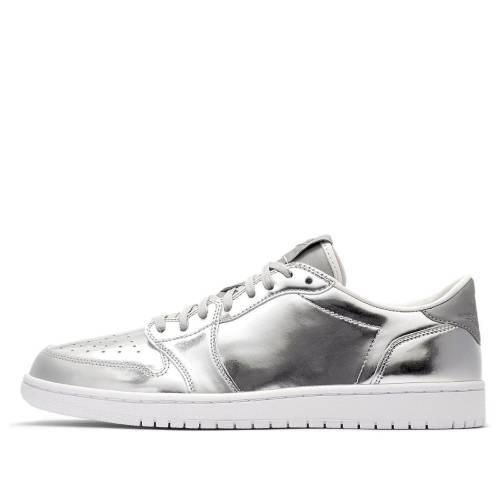 ナイキ ジョーダン しろがね色 しろがね色 \u0027METALLIC SILVER\u0027 スニーカー メンズ JORDAN AIR 1 RETRO LOW OG PINNACLE 852549-003 / METALIC SILVER METALLIC SIVLER