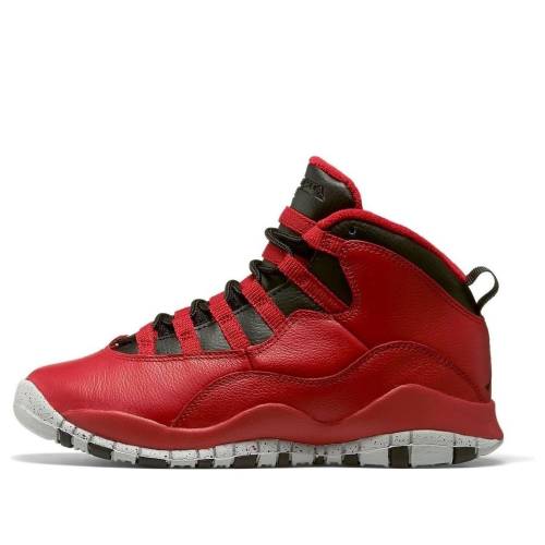 ナイキ ジョーダン 赤 レッド 黒色 ブラック 灰色 グレー 'BULLS BROADWAY' ジュニア キッズ JORDAN (GS) AIR 10 RETRO OVER 705179-601 / GYM RED BLACK WOLF GREY ベビー マタニティ スニーカー｜スニケス