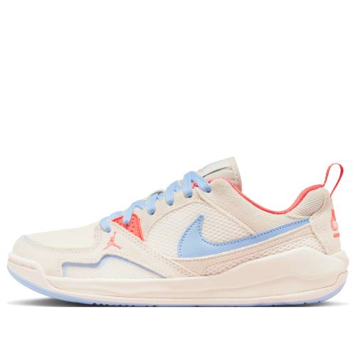 ナイキ ジョーダン ワイルド ベージュ 青み 青色 赤 赤いこと \u0027LIGHT MANGO\u0027 スニーカー レディース JORDAN (WMNS) AIR CMFT ERA WILD HJ6778-100 / BEIGE BLUE RED