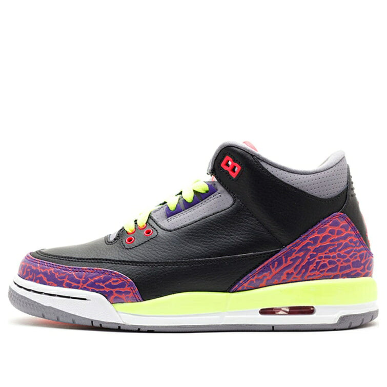 ナイキ ジョーダン 黒色 ブラック 赤 レッド 灰色 グレー 'BLACK RED' ジュニア キッズ JORDAN (GS) AIR 3 RETRO ATOMIC 441140-039 / BLACK ATOMIC RED CMNT GREY VLT ベビー マタニティ スニーカー｜スニケス 27,690円