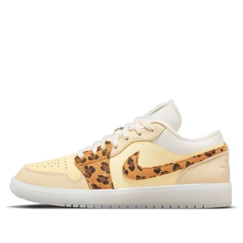 ナイキ ジョーダン 黄味がかった 黄色 赤銅色 赤銅色 \u0027SNKRS DAY\u0027 スニーカー レディース JORDAN (WMNS) AIR 1 LOW DN6998-700 / LIGHT YELLOW BROWN