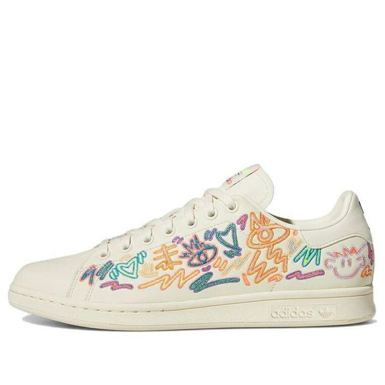 アディダス クリーム 白色 ホワイト スタンスミス PRIDE スニーカー メンズ ADIDAS KRIS ANDREW SMALL X STAN SMITH GX6394 / CREAM WHITE WHITE MULTICOLOR