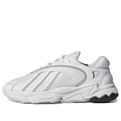 アディダス 白いこと 白いこと 中核グループ \u0027WHITE BLACK\u0027 スニーカー メンズ ADIDAS OZTRAL HP6568 / CLOUD WHITE CLOUD WHITE CORE