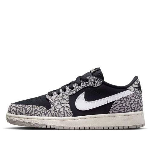 ナイキ ジョーダン 黒色 ブラック テック 灰色 グレー 白色 ホワイト 'BLACK CEMENT' ジュニア キッズ JORDAN (GS) AIR 1 RETRO LOW OG CZ0858-001 / BLACK MUSLIN TECH GREY WHITE ベビー マタニティ スニーカー｜スニケス