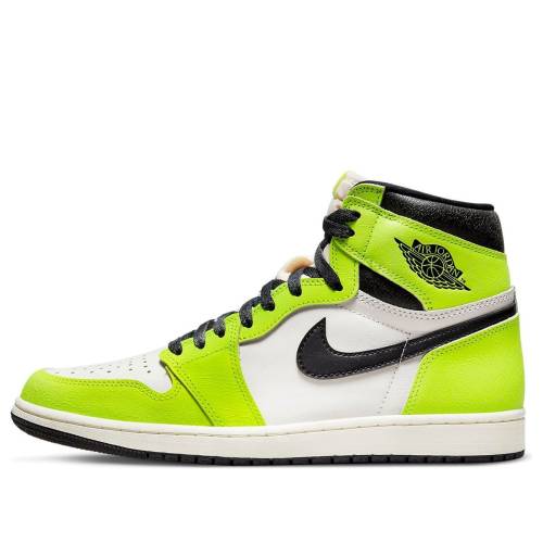 ナイキ ジョーダン ハイ 黒色 ブラック \'VISIONAIRE\' スニーカー メンズ JORDAN AIR 1 RETRO HIGH OG 555088-702 / VOLT BLACK SAIL