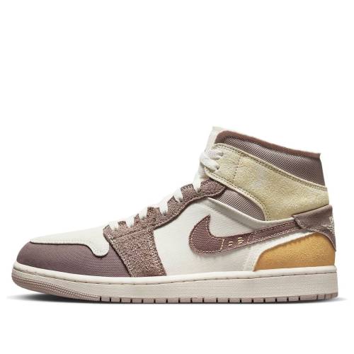 ナイキ ジョーダン ミッド 赤銅色 赤銅色 白いこと 白いこと \u0027INSIDE HAZE\u0027 スニーカー メンズ JORDAN AIR 1 MID SE CRAFT OUT - TAUPE DM9652-102 / BROWN WHITE