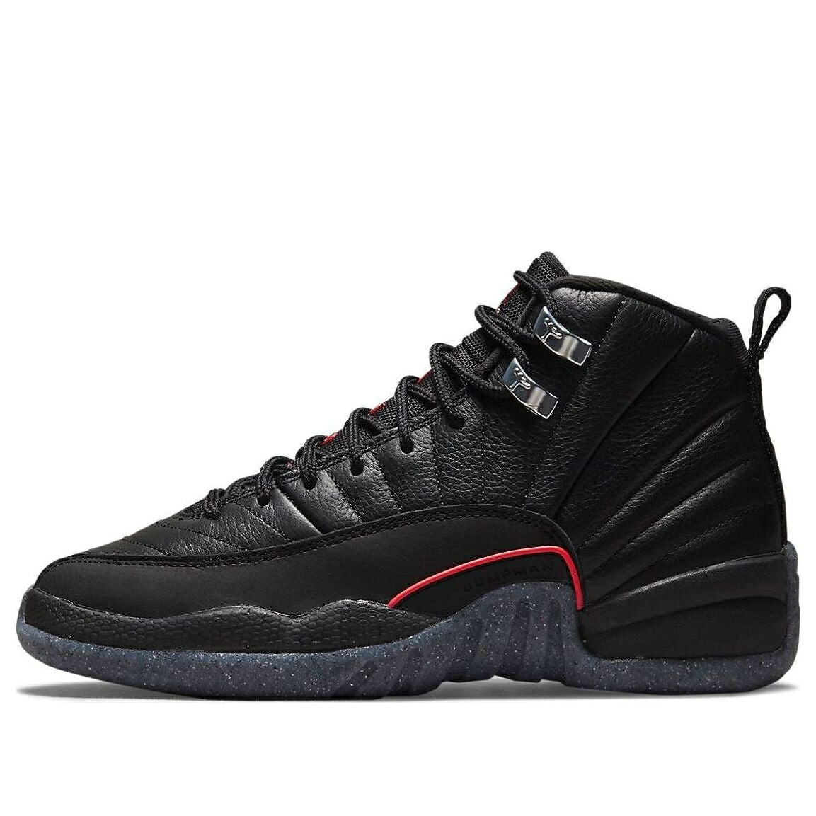 ナイキ ジョーダン 黒色 ブラック クリムゾン 白色 ホワイト 'GRIND' ジュニア キッズ JORDAN (GS) AIR 12 UTILITY DM5204-006 / BLACK BRIGHT CRIMSON WHITE ベビー マタニティ スニーカー