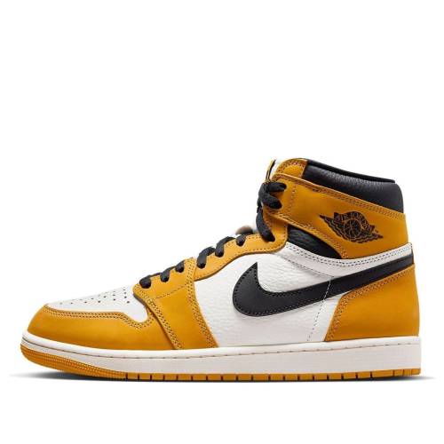 ナイキ ジョーダン ご機嫌 黄味がかった 黄色 黒いこと 黒いこと \u0027YELLOW OCHRE\u0027 スニーカー メンズ JORDAN AIR 1 RETRO HIGH OG DZ5485-701 / YELLOW OCHRE BLACK SAIL