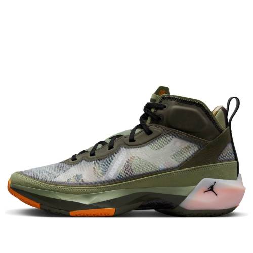 ナイキ ジョーダン アンディフィーテッド オリーブ 橙 オレンジ カーキ FLIGHT JACKET スニーカー メンズ JORDAN AIR 37 X UNDEFEATED SP DV6255-300 / OLIVE ORANGE KHAKI