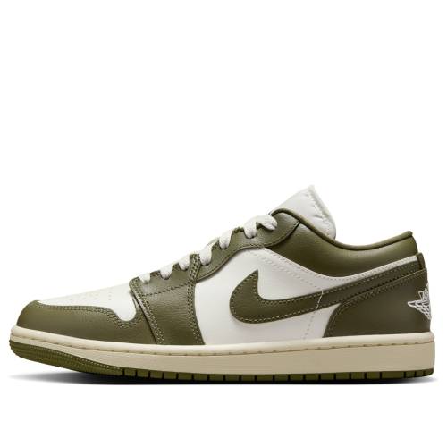 ナイキ ジョーダン 白いこと 白いこと オリーブ \u0027MEDIUM OLIVE\u0027 スニーカー レディース JORDAN (WMNS) AIR 1 LOW DC0774-122 / WHITE MEDIUM OLIVE SAIL