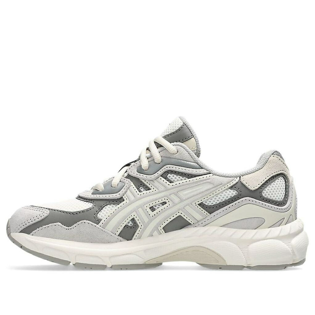 アシックス クリーム 灰色 グレー CREAM GREY ジュニア キッズ ASICS (GS) GEL-NYC OYSTER 1204A175-100 / CREAM OYSTER GREY ベビー マタニティ スニーカー