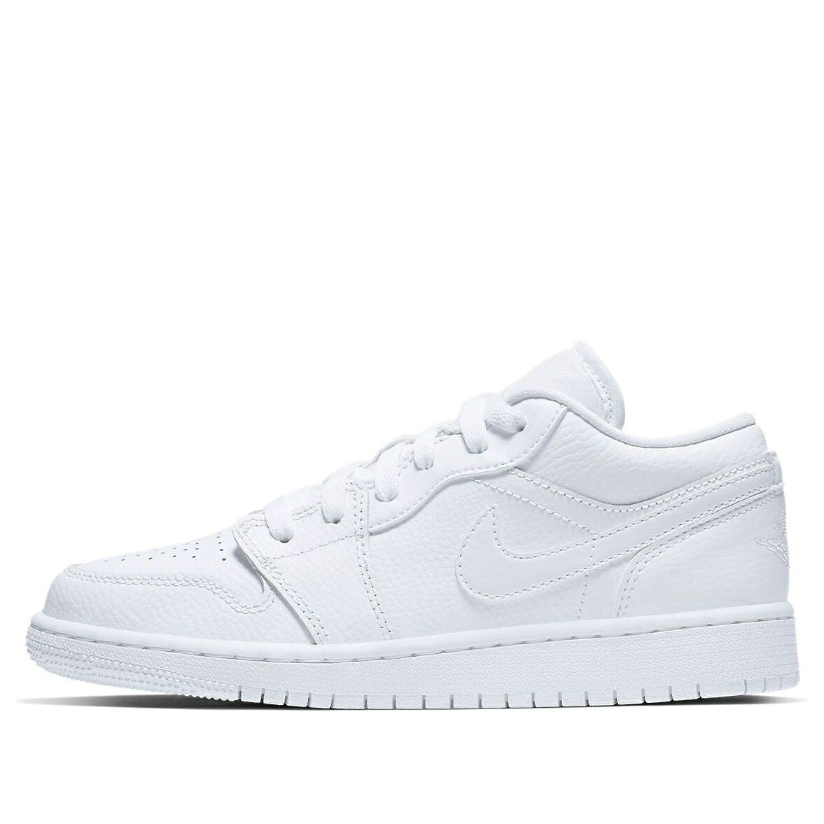 ナイキ ジョーダン 白色 ホワイト 'TRIPLE LOGO' ジュニア キッズ JORDAN (GS) AIR 1 LOW WHITE 553560-126 / ベビー マタニティ スニーカー｜スニケス
