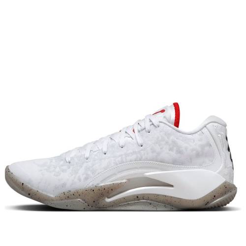 ナイキ ジョーダン 白色 ホワイト 赤 レッド 灰色 シメント グレー 'FRESH PAINT' スニーカー メンズ JORDAN AIR ZION 3 DR0675-106 / WHITE UNIVERSITY RED CEMENT GREY｜スニケス