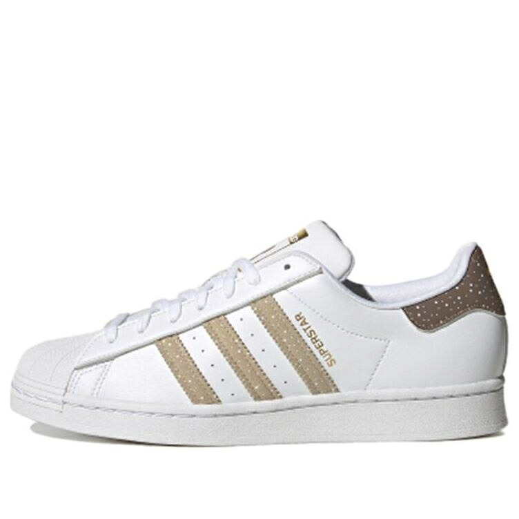 アディダス はやりっ子 白いこと 白いこと \u0027CHRISTMAS GINGERBREAD\u0027 スニーカー レディース ADIDAS (WMNS) SUPERSTAR FZ5462 / WHITE