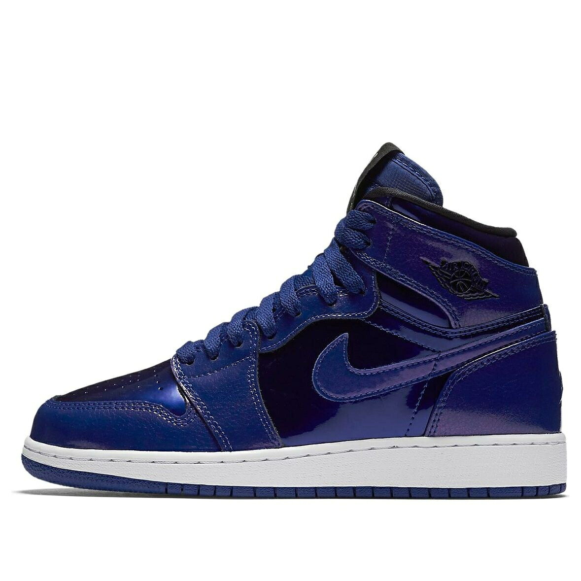 ナイキ ジョーダン ハイ ディープ 青色 ブルー 黒色 ブラック 白色 ホワイト 'DEEP BLUE' ジュニア キッズ JORDAN (GS) AIR 1 RETRO HIGH ROYAL 705300-420 / DEEP ROYAL BLUE BLACK WHITE ベビー マタニティ スニ｜スニケス
