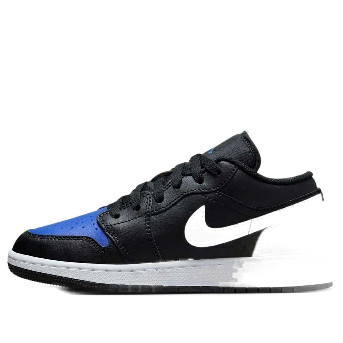 ナイキ ジョーダン ゲーム 黒色 ブラック 白色 ホワイト BLACK ゲームロイヤル 青 ブルー WHITE ジュニア キッズ JORDAN (GS) AIR 1 LOW GAME ROYAL 553560-042 / BLACK GAME ROYAL WHITE ベビー マタニティ ス