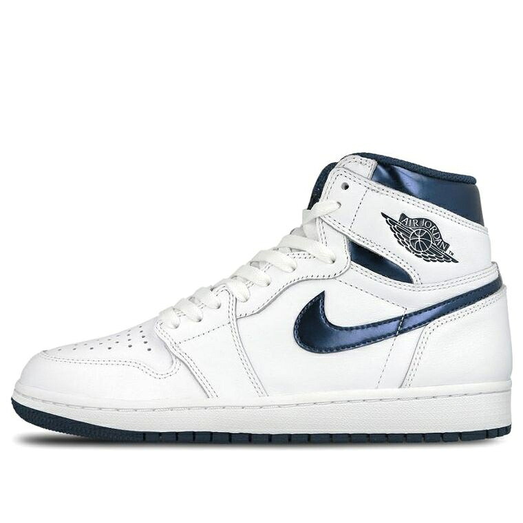 ナイキ ジョーダン ご機嫌 白いこと 白いこと 紺色 米国海軍 \u0027METALLIC NAVY\u0027 スニーカー メンズ JORDAN AIR 1 RETRO HIGH OG 555088-106 / WHITE MIDNIGHT NAVY