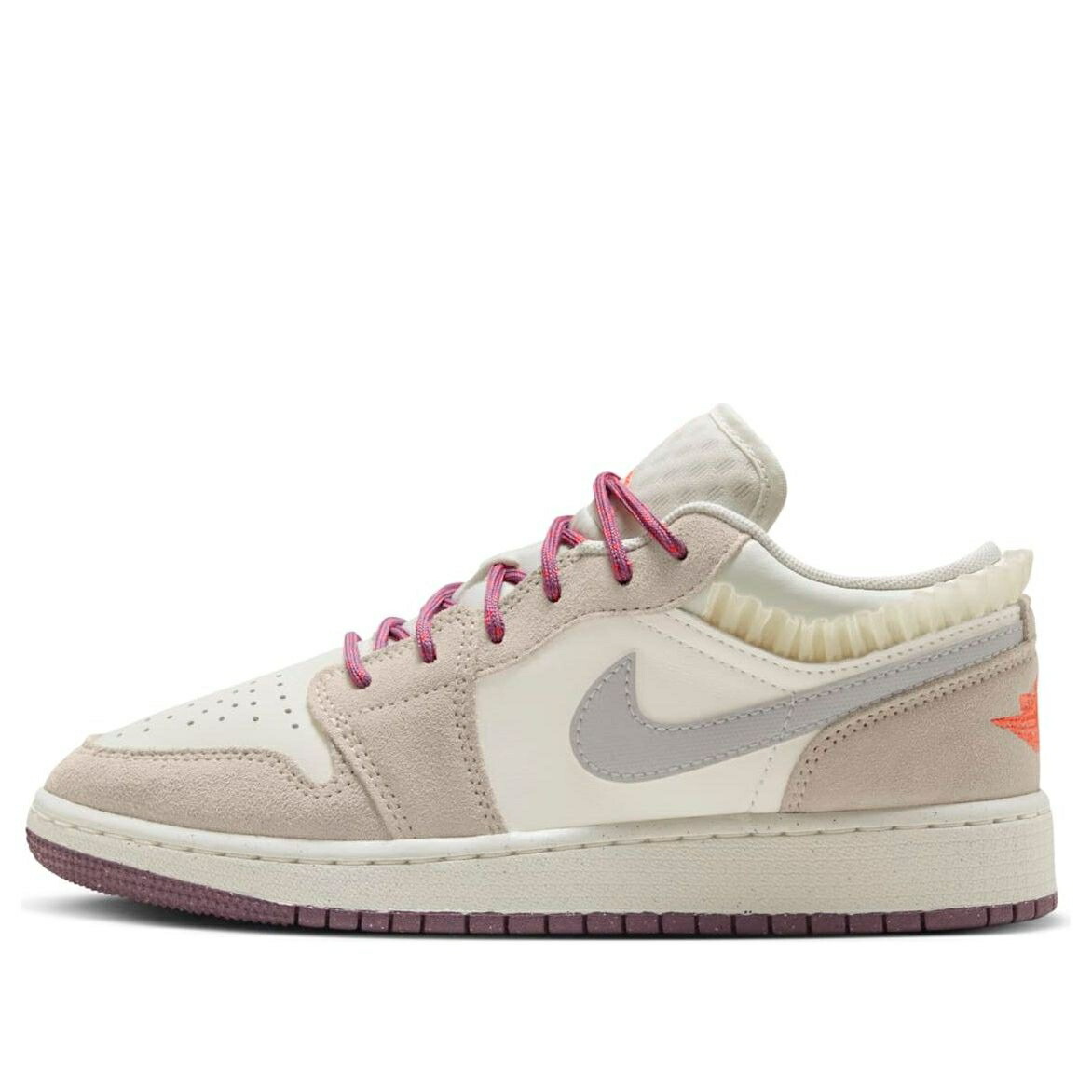 ナイキ ジョーダン 茶色 ブラウン 'LEGEND BROWN' ジュニア キッズ JORDAN (GS) AIR 1 LOW ALT SE LIGHT FQ8094-100 / LIGHT BROWN ベビー マタニティ スニーカー 28,925円