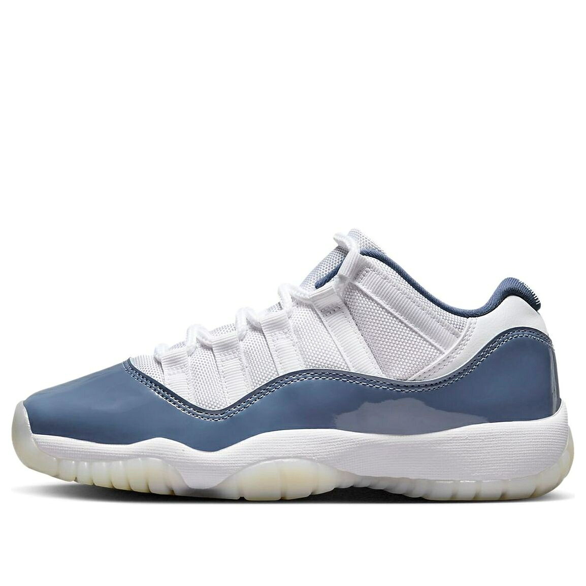 ナイキ ジョーダン 白色 ホワイト 紺色 ネイビー 'DIFFUSED BLUE' ジュニア キッズ JORDAN (GS) AIR 11 RETRO LOW FV5121-104 / WHITE MIDNIGHT NAVY DIFFUSED ベビー マタニティ スニーカー｜スニケス