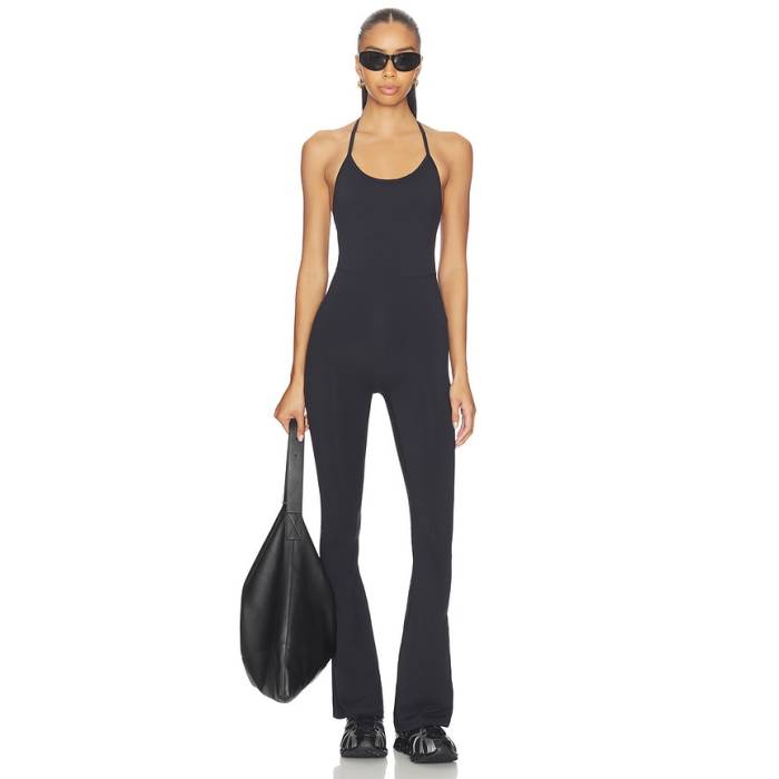 Astoria 【 Halter Flare Onesie Women Black 】 レディース 黒いこと 黒いこと