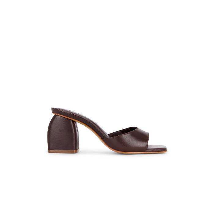 シュッツ Schutz 【 Leena Sandal Women Root Brown 】 レディース 赤銅色 赤銅色