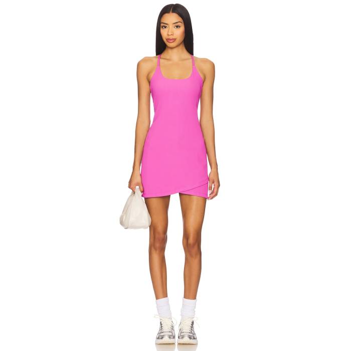 ビヨンドヨガ Beyond Yoga 【 The Line Ribbed Mini Dress Women Sunset Violet 】 御召しもの レディース 紫・相撲取り草